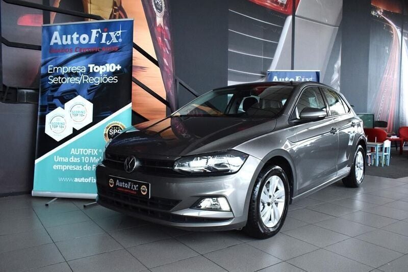 Cinzento Usado 2018 VW Polo | € 15.800 (Preço justo) - Imagem 1/4