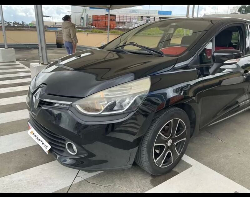 Preto Usado 2014 Renault Clio IV Carrinha | € 9.490 (Preço justo) - Imagem 1/4