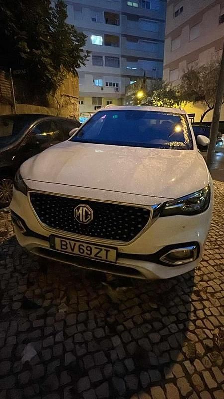 Usado MG ZS 258 HP (189 kW) 2022 Branco SUV