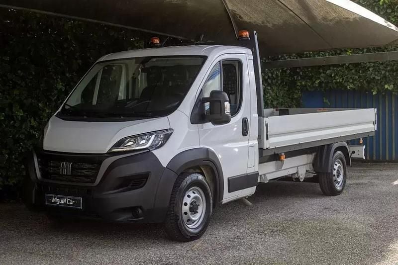 Usado Fiat Ducato 140 HP (102 kW) 2024 Branco Van