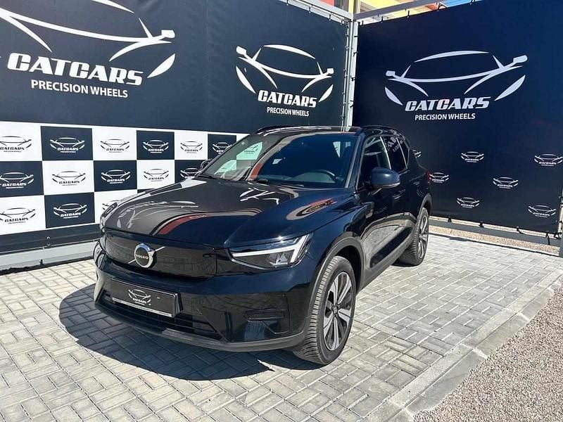 Preto Usado 2023 Volvo XC40 SUV | € 31.500 - Imagem 1/4