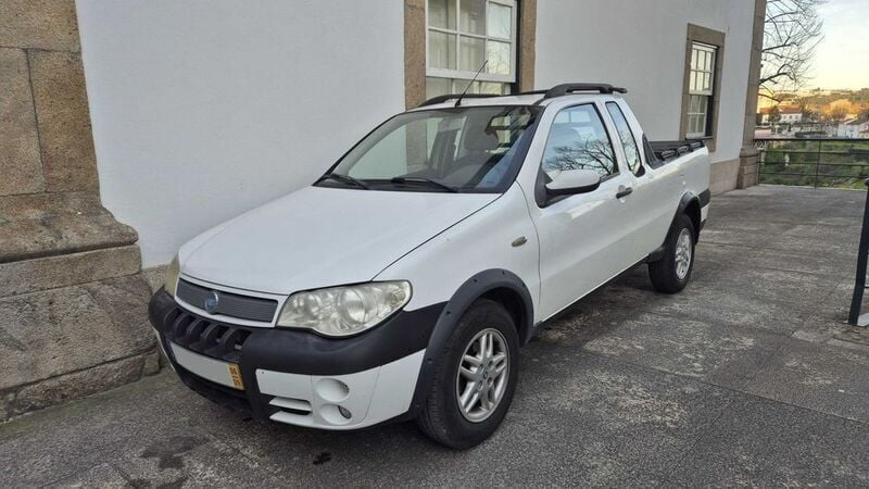 Usado 2006 Fiat Strada | € 7.500 - Imagem 1/4