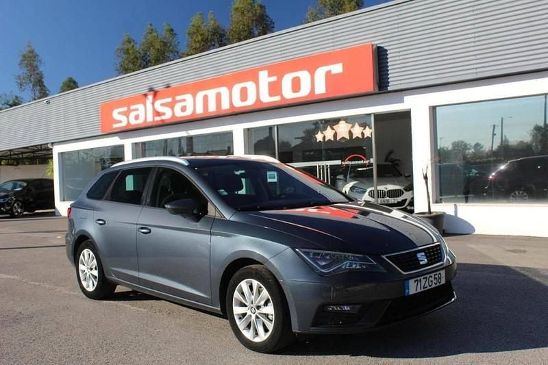 Cinzento Usado 2019 Seat Leon ST Carrinha | € 15.990 (Preço justo) - Imagem 1/4