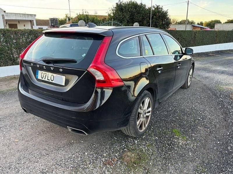 Usado Volvo V60 165 HP (121 kW) 2011 Carrinha