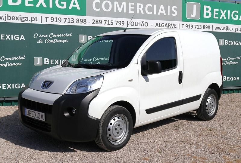 Branco Usado 2017 Peugeot Bipper Monovolume | € 9.800 (Preço elevado) - Imagem 1/4