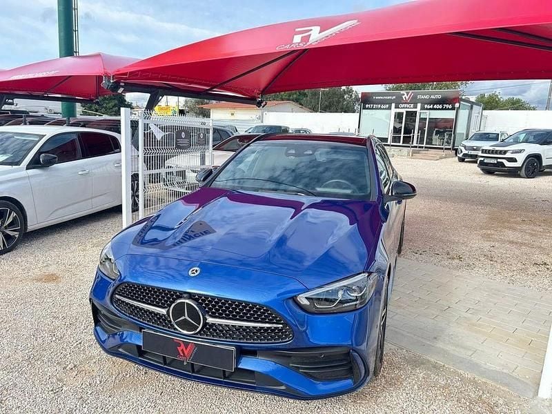 Usado Mercedes C300 AMG line 313 HP (230 kW) 2024 Azul Carrinha
