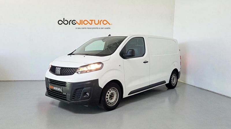 Branco Usado 2022 Fiat Scudo Van | € 17.500 - Imagem 1/4