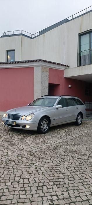 Usado 2003 Mercedes E220 | € 5.600 (Bom preço) - Imagem 1/4