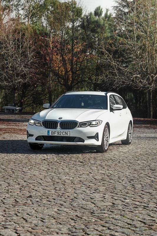 Branco Usado 2020 BMW 320 Carrinha | € 27.750 (Bom preço) - Imagem 1/4
