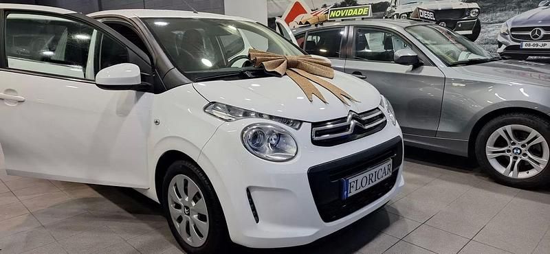 Branco Usado 2019 Citroën C1 Shine Citadino | € 9.500 (Preço justo) - Imagem 1/4