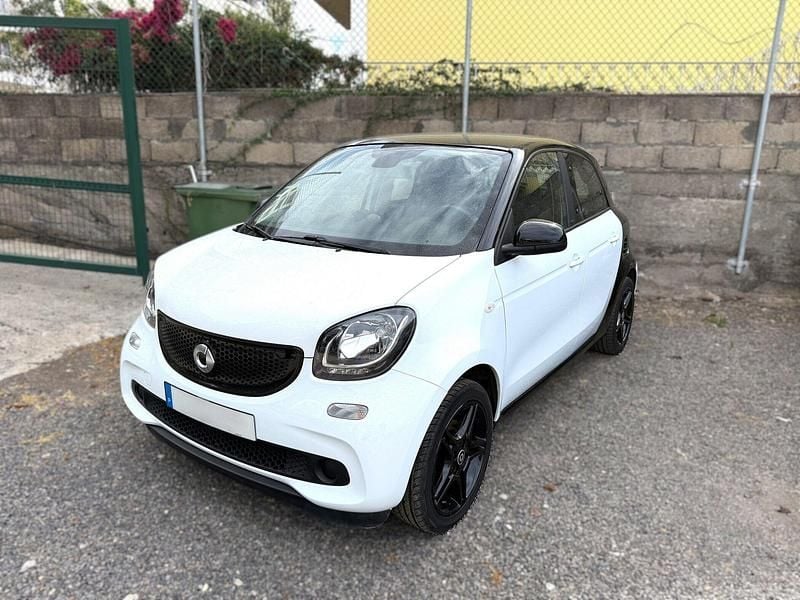 Branco Usado 2019 Smart ForFour Passion Citadino | € 14.000 (Preço elevado) - Imagem 1/4