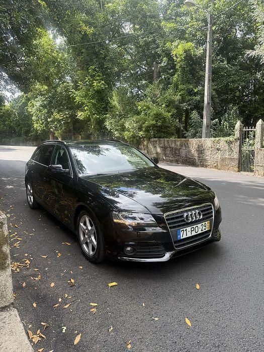 Usado 2010 Audi A4 Sedan | € 7.000 (Bom preço) - Imagem 1/4