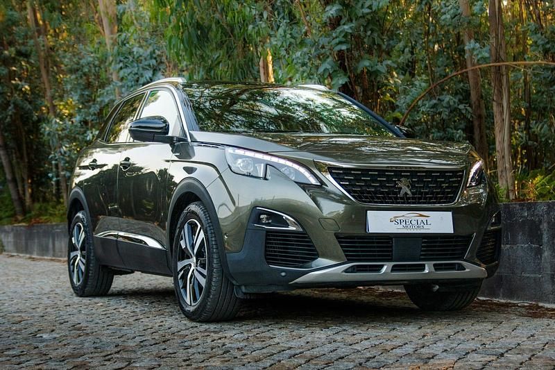 Cinza Usado 2017 Peugeot 3008 GT-line SUV | € 18.900 (Caro) - Imagem 1/4