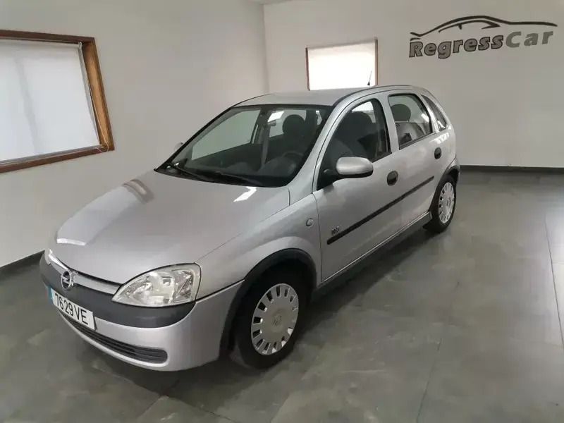Cinzento Usado 2003 Opel Corsa | € 3.550 (Preço elevado) - Imagem 1/4