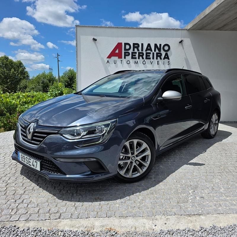 Cinza Usado 2016 Renault Mégane GT Line GT-Line Carrinha | € 14.500 (Preço justo) - Imagem 1/4