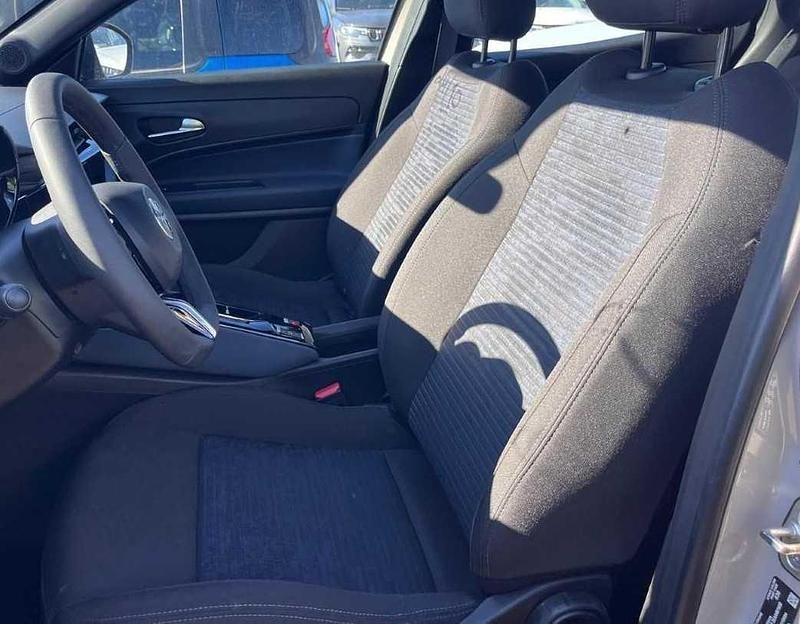 Usado Alfa Romeo Junior 114 kW (156 HP) 2025 Branco SUV