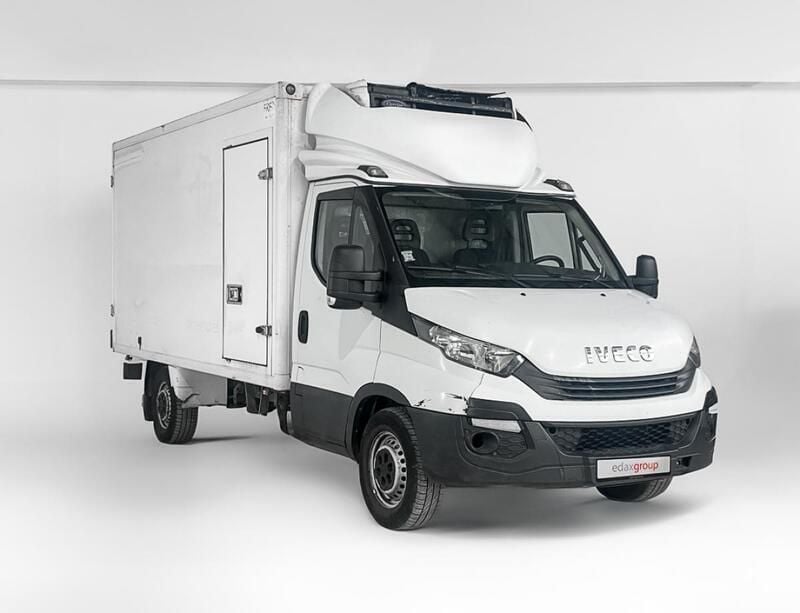 Branco Usado 2018 Iveco Daily | € 17.990 (Preço justo) - Imagem 1/4