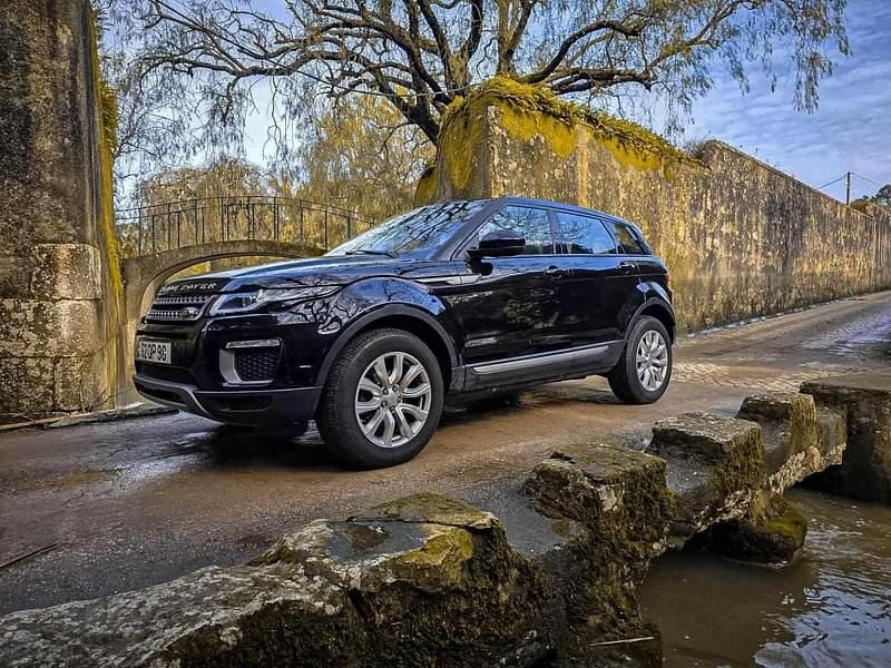 Usado Land Rover Range Rover evoque 150 HP (110 kW) 2015 Preto Citadino