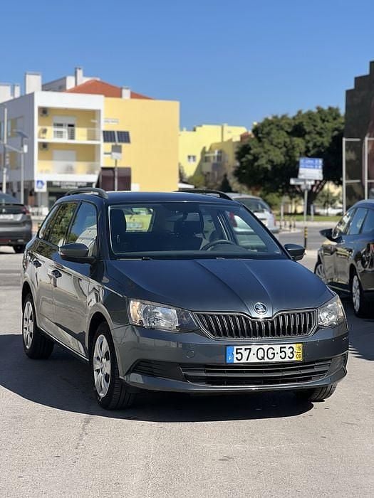 Usado 2015 Skoda Fabia Carrinha | € 5.900 (Super Preço) - Imagem 1/4