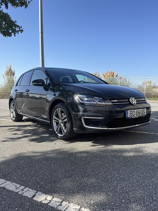 Usado 2020 VW e-Golf Citadino | € 17.700 (Preço elevado) - Imagem 1/4