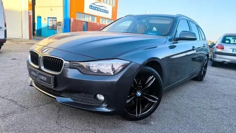 Cinzento Usado 2013 BMW 318 Luxury Line Carrinha | € 12.500 (Bom preço) - Imagem 1/4