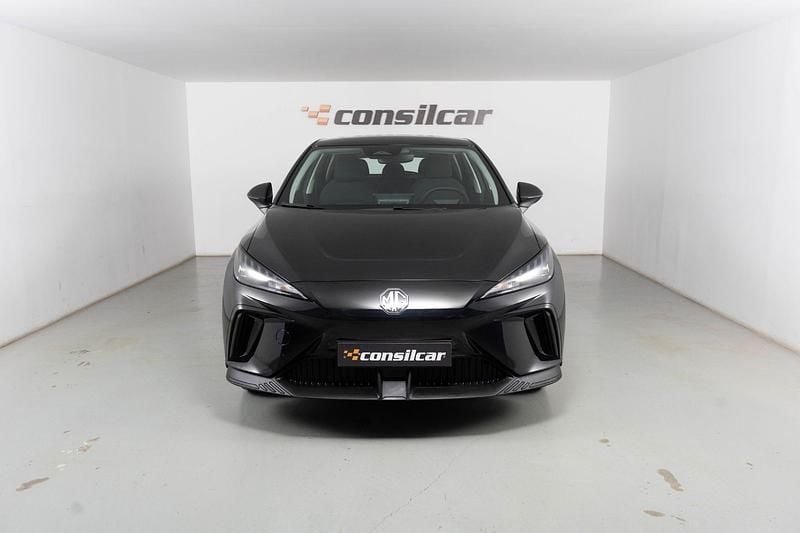 Preto Novo 2025 MG MG4 EV Citadino | € 24.680 (Bom preço) - Imagem 1/4