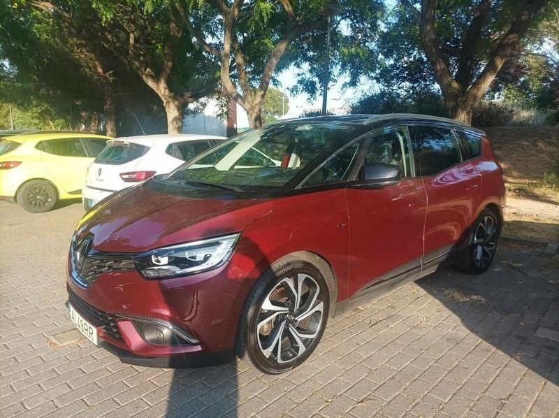 Vermelho Usado 2018 Renault Scénic IV Monovolume | € 8.500 (Super Preço) - Imagem 1/4