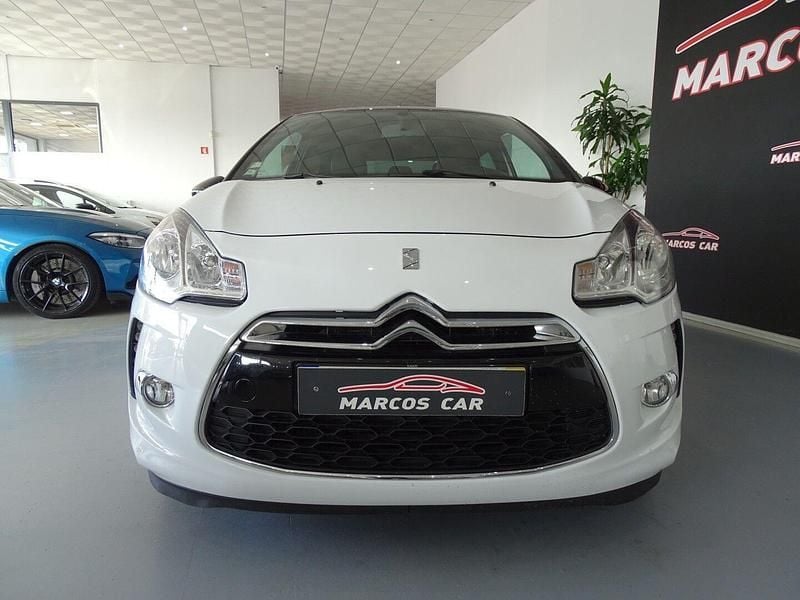 Usado Citroën DS3 Chic 92 HP (67 kW) 2015 Branco Citadino