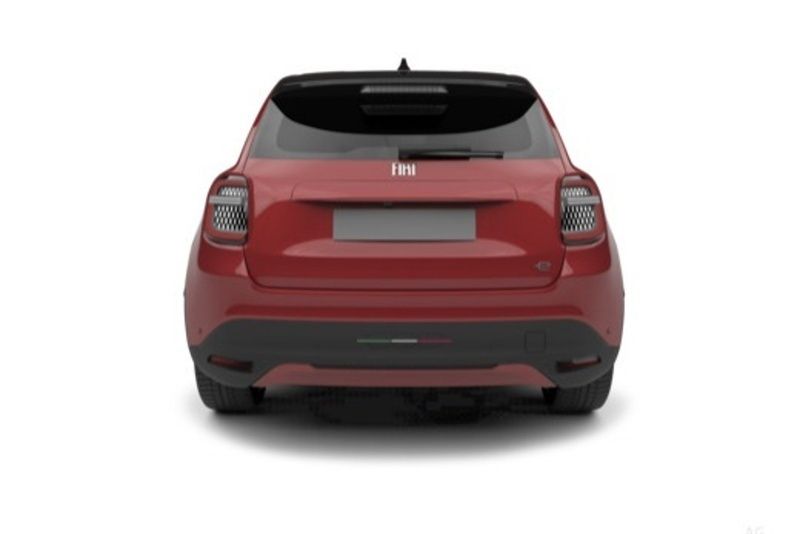 Usado Fiat 600E Red 114 kW (156 HP) 2023 SUV