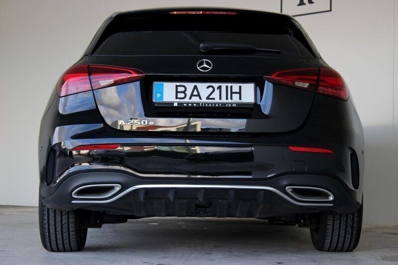 Preto Usado 2023 Mercedes A250 AMG line Sedan | € 37.900 (Preço justo) - Imagem 1/4