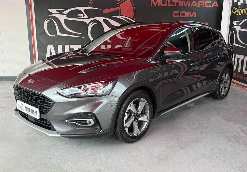 Cinzento Usado 2021 Ford Focus | € 18.750 (Preço justo) - Imagem 1/4
