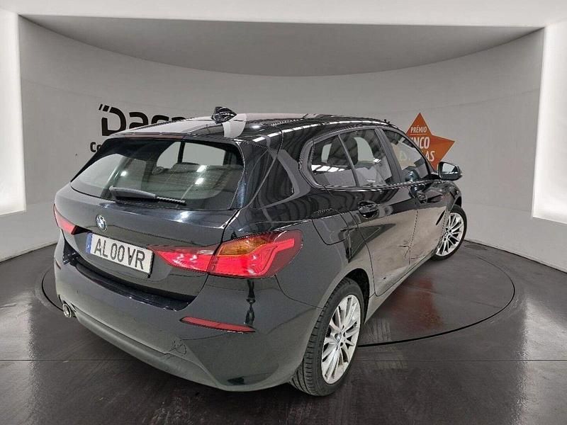 Usado BMW 116 116 HP (85 kW) 2021 Preto Citadino