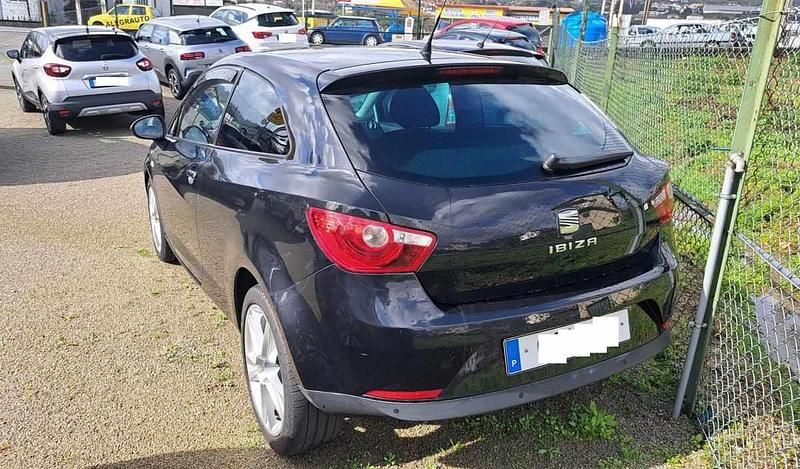 Usado Seat Ibiza 70 HP (51 kW) 2009 Preto