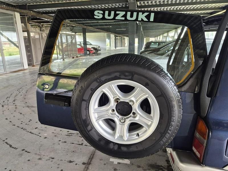 Usado Suzuki Vitara 68 HP (50 kW) 1997