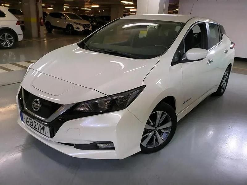Branco Usado 2020 Nissan Leaf Acenta Citadino | € 14.990 (Preço justo) - Imagem 1/4