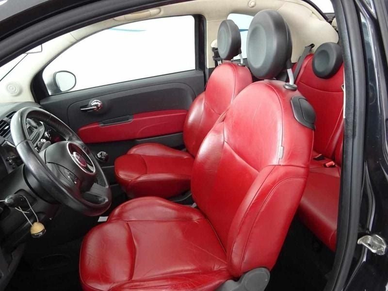 Usado Fiat 500C Lounge 95 HP (69 kW) 2011 Preto Cabrios