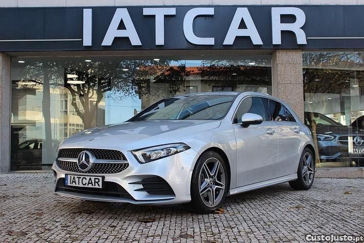 Cinza Usado 2018 Mercedes A180 AMG line Sedan | € 24.900 (Preço justo) - Imagem 1/1