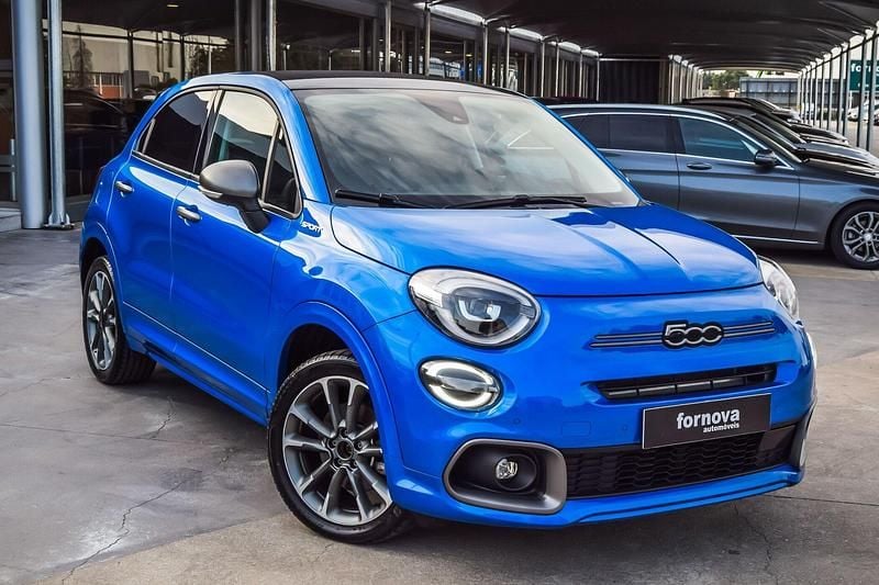 Azul Usado 2023 Fiat 500 Sport | € 24.990 - Imagem 1/4