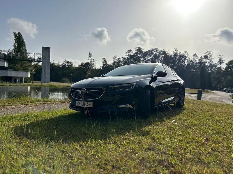 Usado 2018 Opel Insignia OPC Sedan | € 19.450 - Imagem 1/4