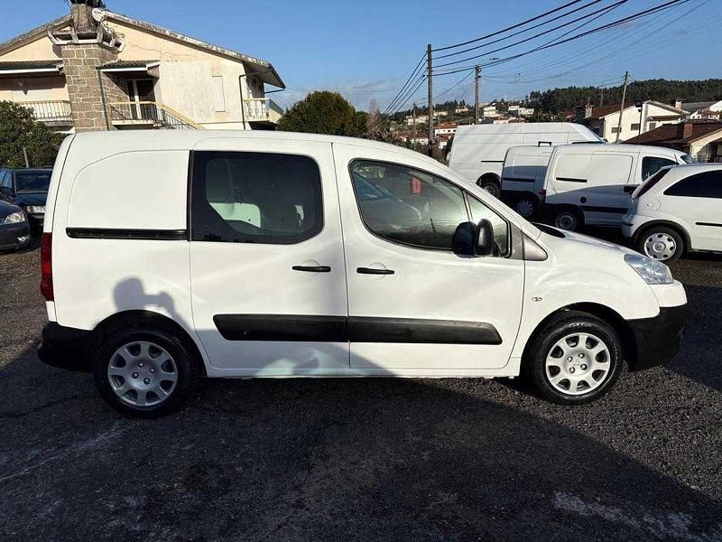 Usado Peugeot Partner 90 HP (66 kW) 2011 Branco