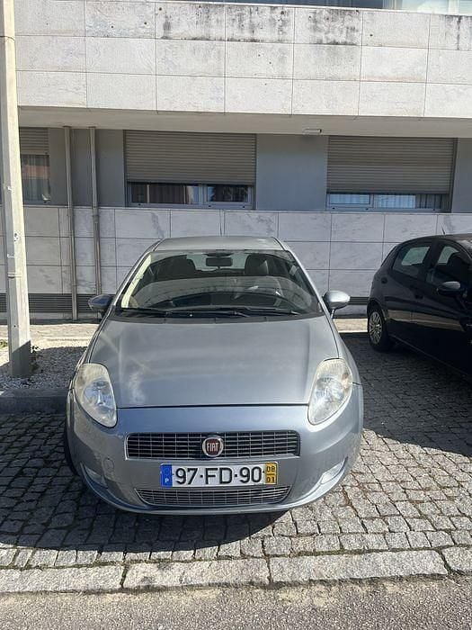Usado 2008 Fiat Grande Punto Citadino | € 2.850 (Bom preço) - Imagem 1/4