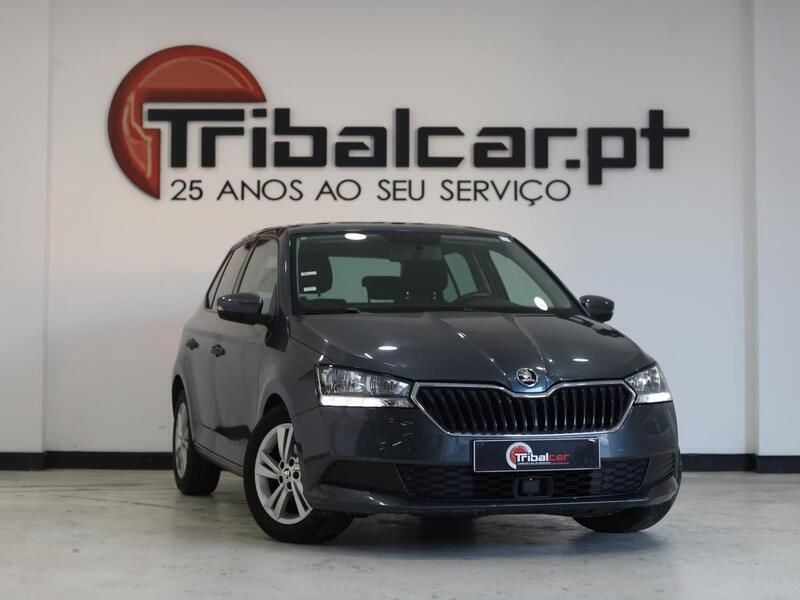 Cinza Usado 2021 Skoda Fabia Ambition | € 12.500 (Preço elevado) - Imagem 1/4