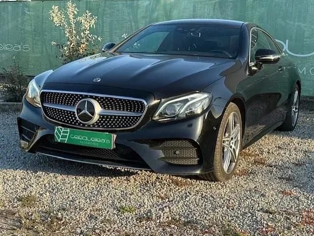 Preto Usado 2017 Mercedes E220 AMG line Coupé | € 33.950 (Preço justo) - Imagem 1/4