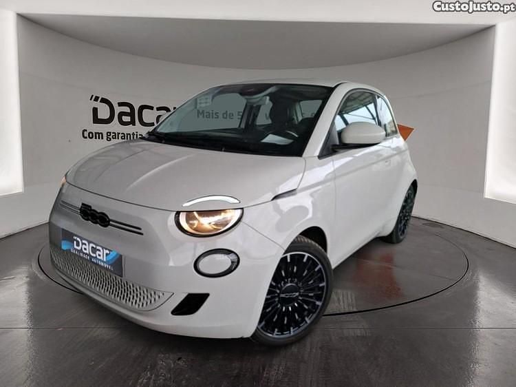 Branco Usado 2022 Fiat 500e Icon | € 16.499 (Preço justo) - Imagem 1/1