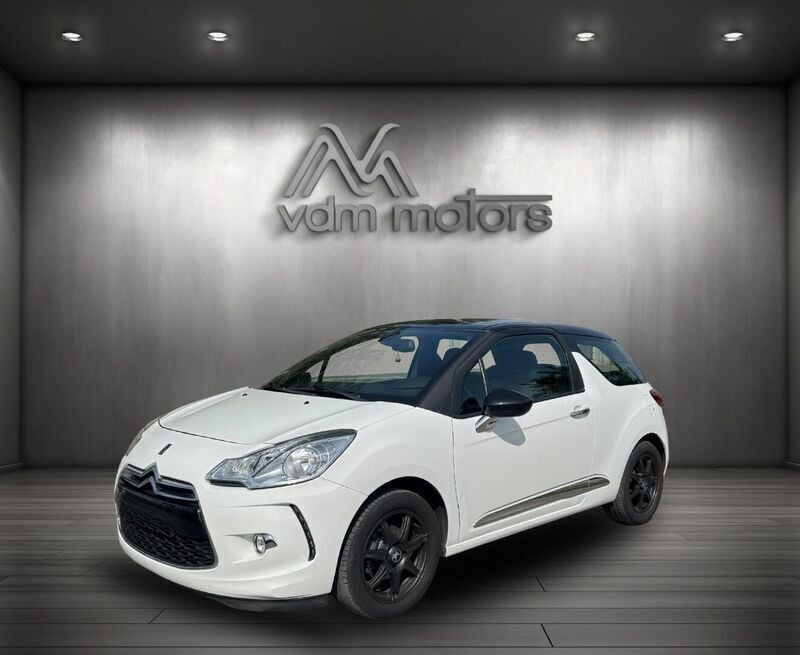 Branco Usado 2011 DS Automobiles DS3 Be Chic Citadino | € 7.750 (Preço justo) - Imagem 1/4