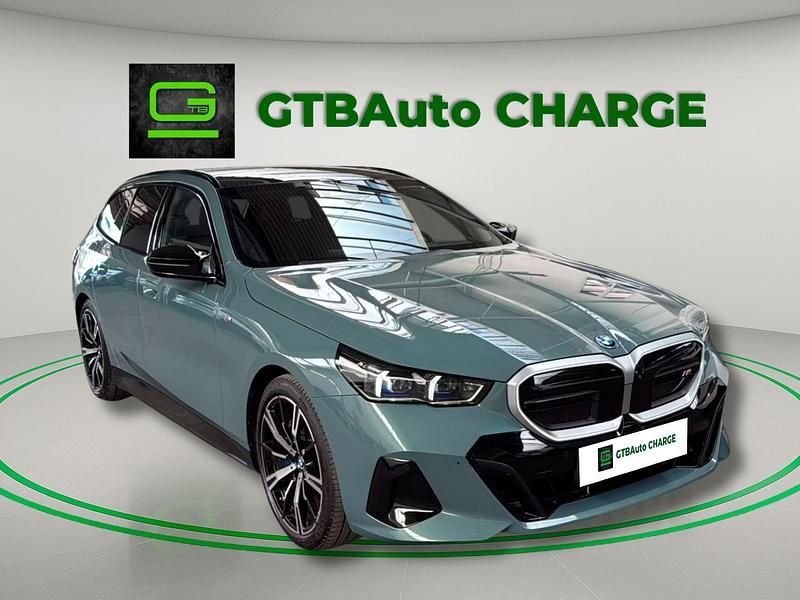 Azul Usado 2024 BMW i5 Sedan | € 75.500 - Imagem 1/4