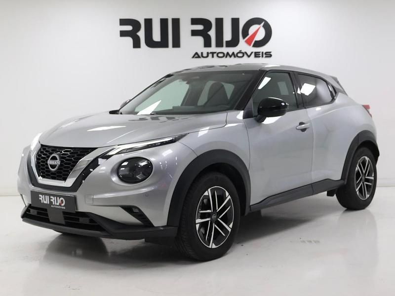 Cinza Usado 2025 Nissan Juke N-Connecta SUV | € 22.900 (Preço justo) - Imagem 1/4