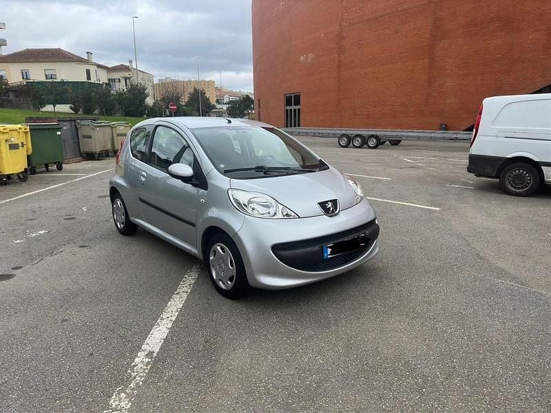 Usado 2006 Peugeot 107 Citadino | € 3.999 (Bom preço) - Imagem 1/4