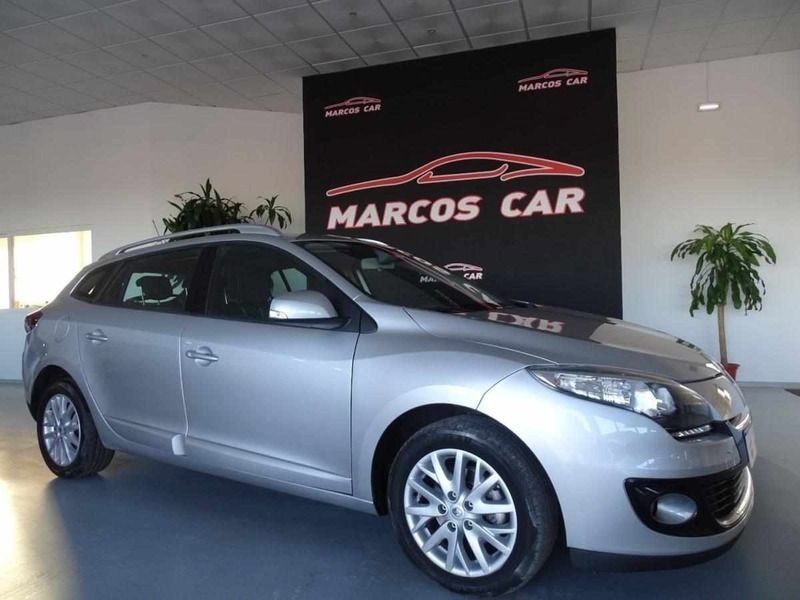 Cinzento Usado 2013 Renault Mégane III Carrinha | € 11.200 (Caro) - Imagem 1/4