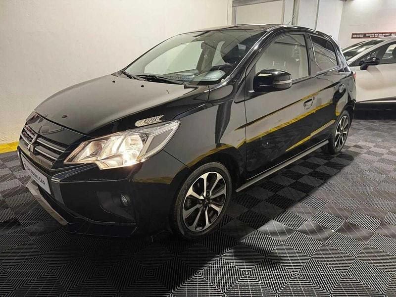 Preto Usado 2021 Mitsubishi Space Gear Monovolume | € 14.900 - Imagem 1/4